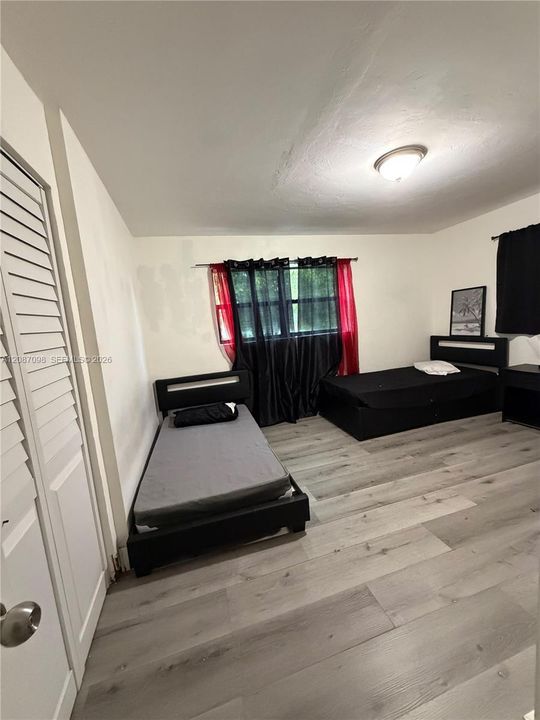 En Renta: $3,500 (4 camas, 2 baños, 1276 Pies cuadrados)