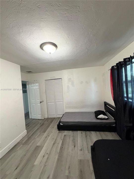 En Renta: $3,500 (4 camas, 2 baños, 1276 Pies cuadrados)