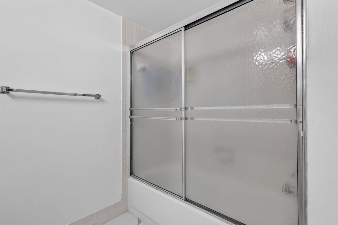 14-web-or-mls-8H3A9890