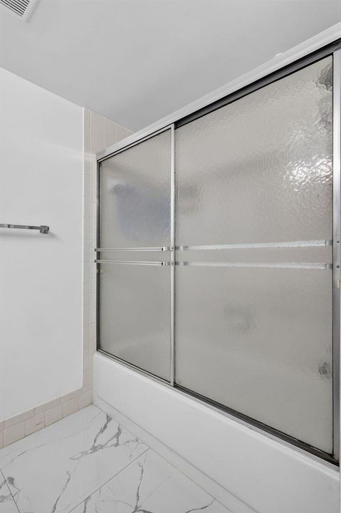15-web-or-mls-8H3A9882