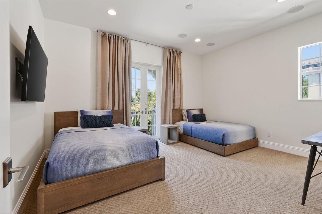 12860InshoreDr(88)