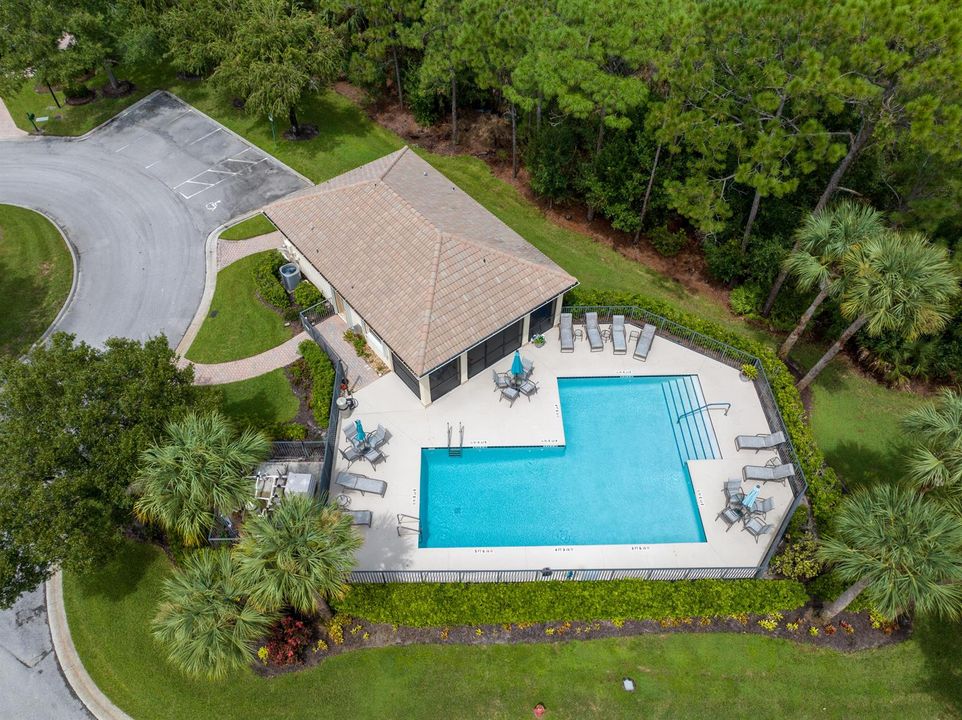 WILLOW PINES POOL