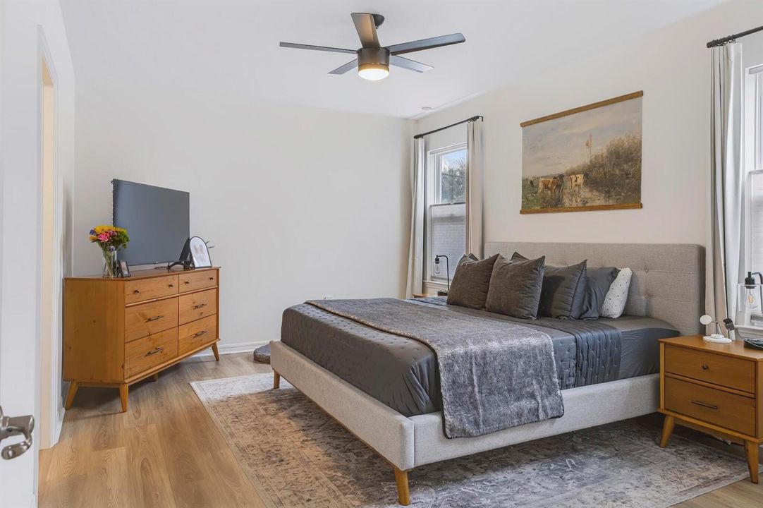 Primary bed room