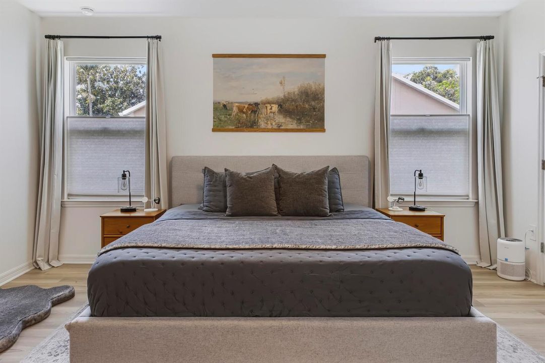 Primary bed room