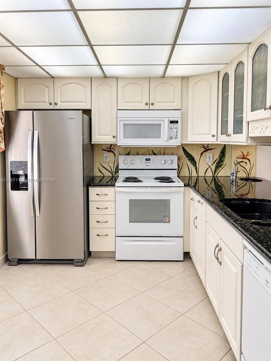 For Rent: $2,395 (2 beds, 2 baths, 1190 Square Feet)