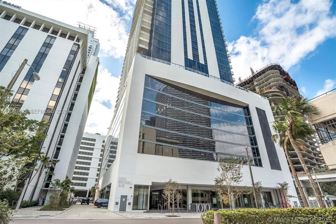En Venta: $679,900 (1 camas, 1 baños, 759 Pies cuadrados)
