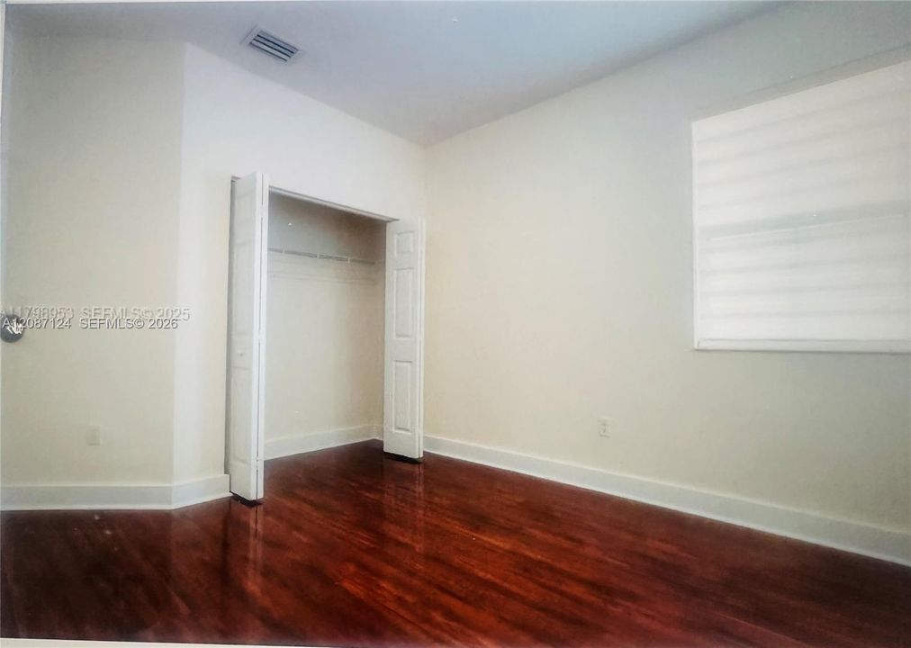 For Rent: $6,800 (5 beds, 5 baths, 3160 Square Feet)
