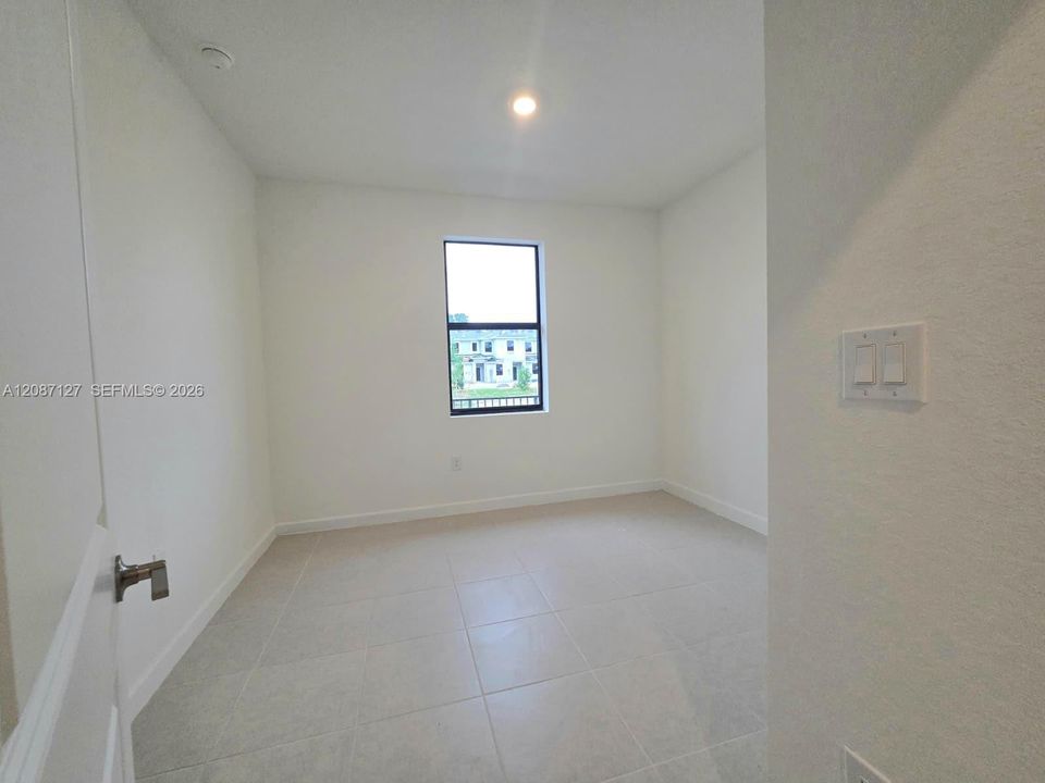 En Renta: $2,500 (3 camas, 3 baños, 0 Pies cuadrados)