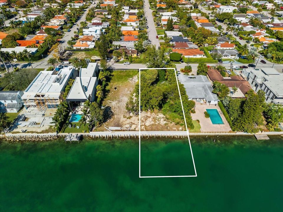 待售: $11,500,000 (0.34 acres)