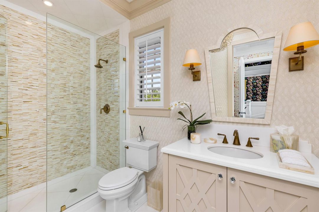 Guest Bath 1
