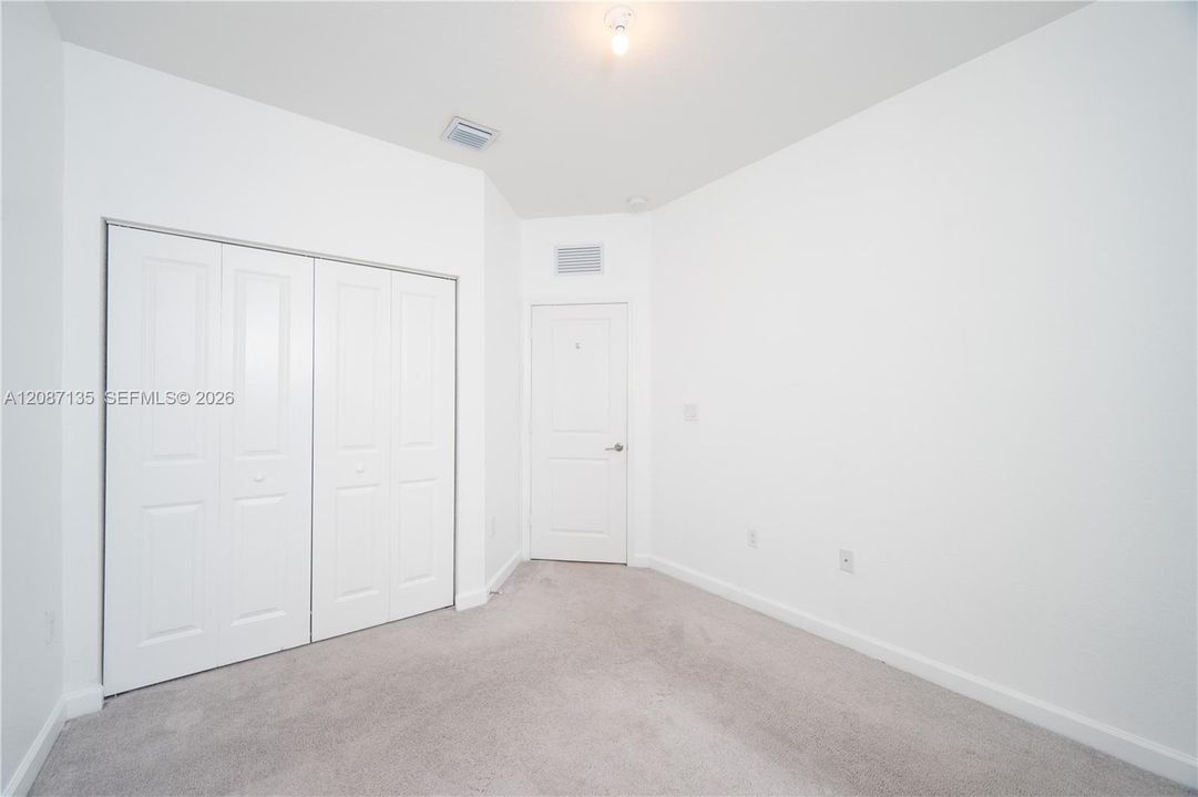 For Rent: $2,800 (3 beds, 2 baths, 1442 Square Feet)