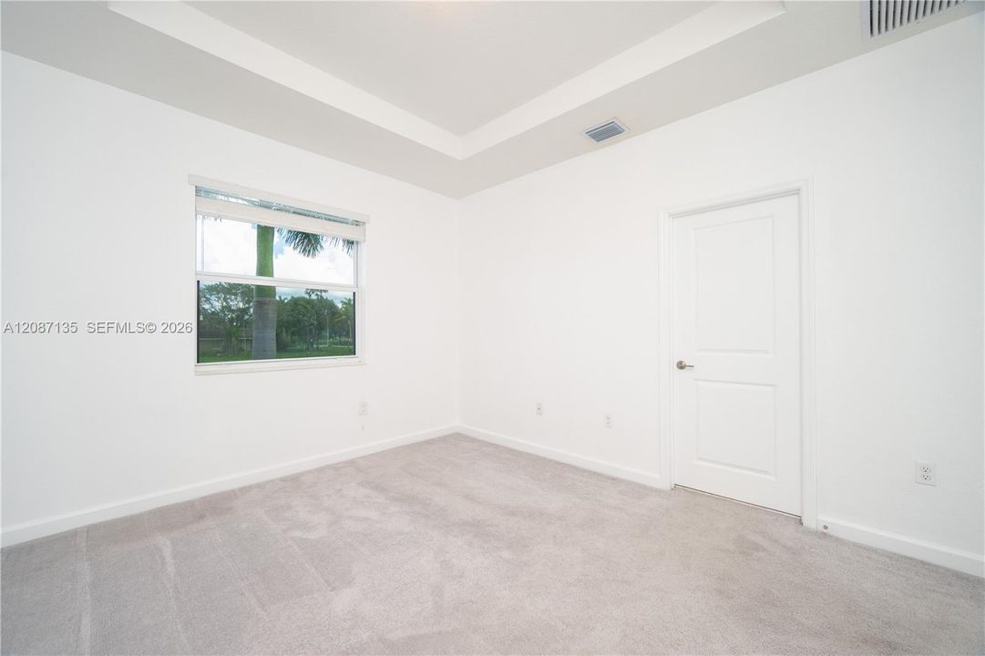 For Rent: $2,800 (3 beds, 2 baths, 1442 Square Feet)