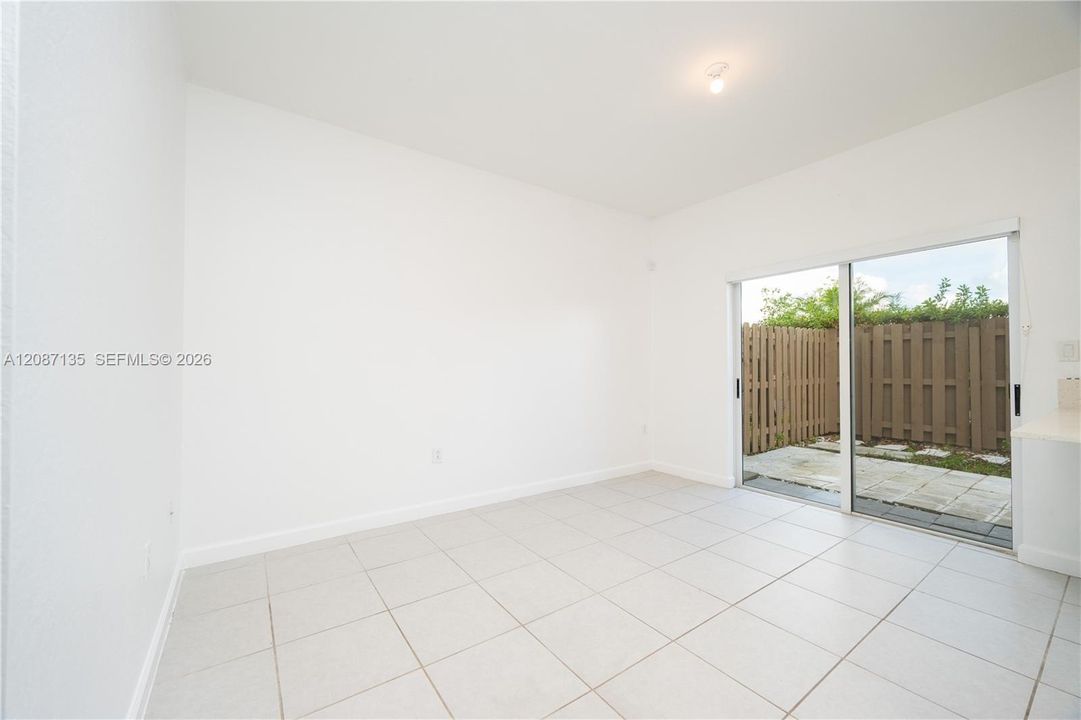For Rent: $2,800 (3 beds, 2 baths, 1442 Square Feet)