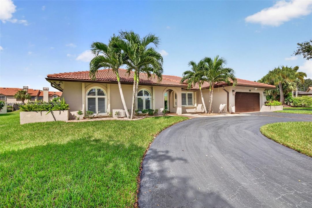 For Rent: $6,000 (4 beds, 2 baths, 2436 Square Feet)