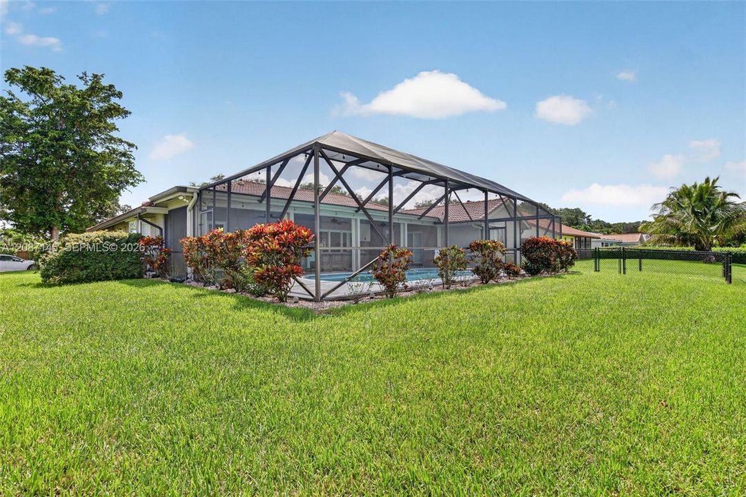 For Rent: $6,000 (4 beds, 2 baths, 2436 Square Feet)
