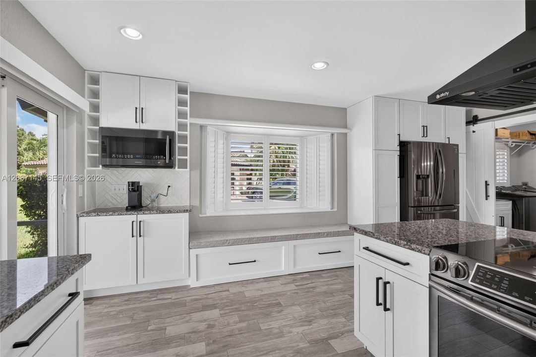 For Rent: $6,000 (4 beds, 2 baths, 2436 Square Feet)