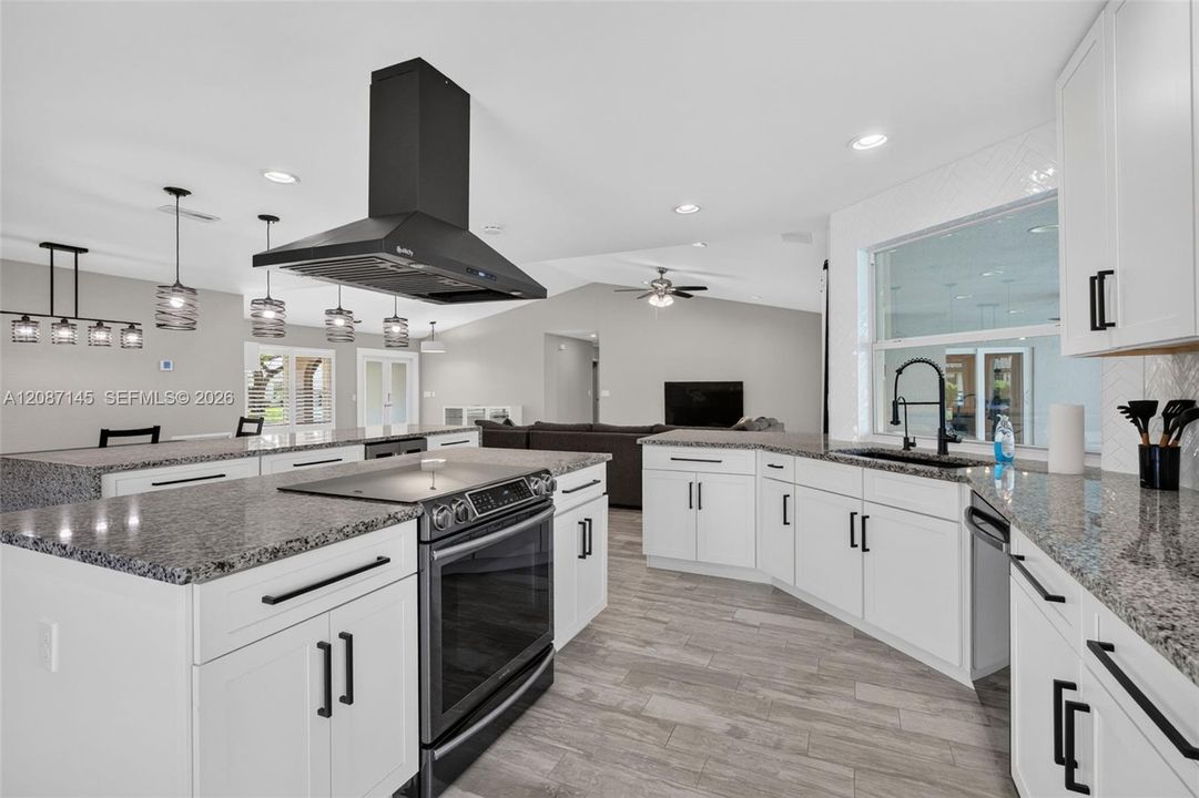 For Rent: $6,000 (4 beds, 2 baths, 2436 Square Feet)