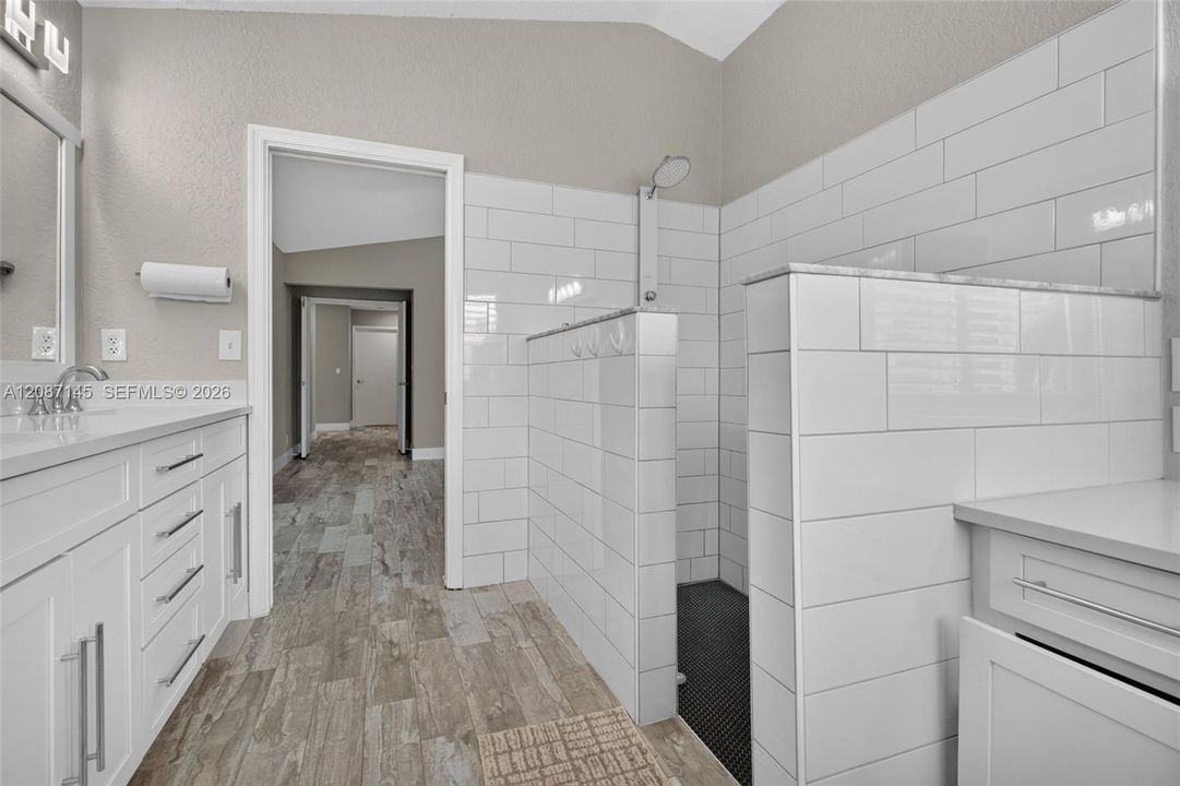For Rent: $6,000 (4 beds, 2 baths, 2436 Square Feet)