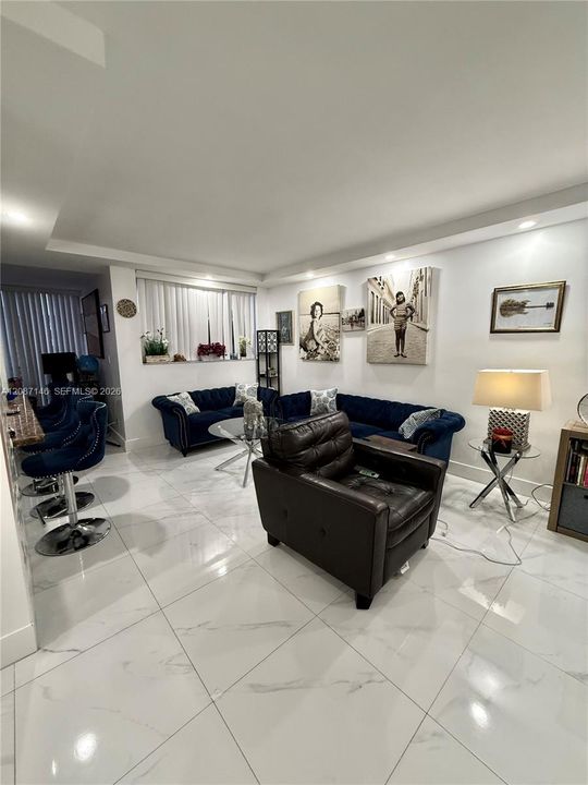 En Renta: $2,950 (3 camas, 2 baños, 1266 Pies cuadrados)