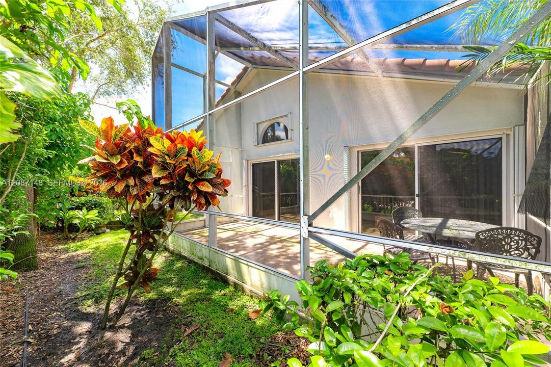 En Venta: $440,000 (3 camas, 2 baños, 2187 Pies cuadrados)
