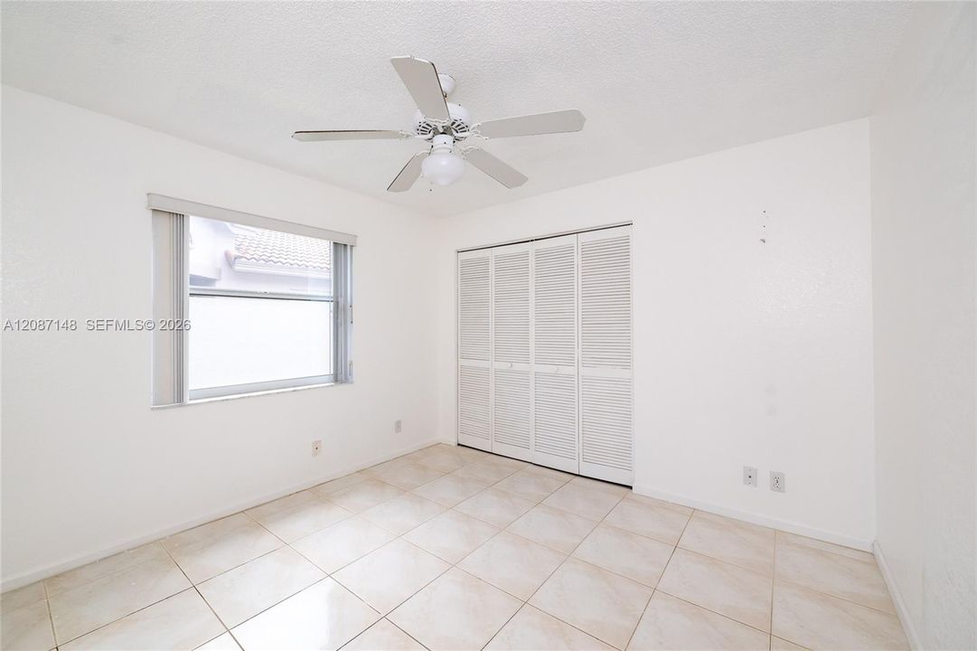 2nd bedroom