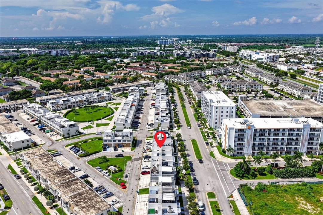 En Venta: $359,999 (4 camas, 3 baños, 1434 Pies cuadrados)