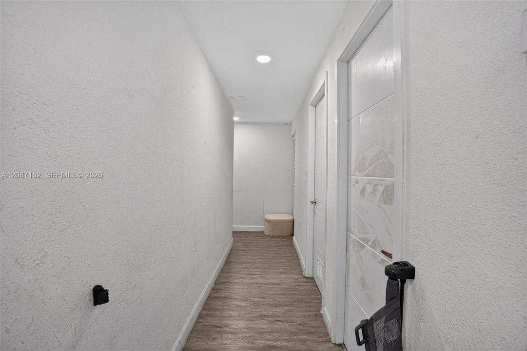 En Venta: $359,999 (4 camas, 3 baños, 1434 Pies cuadrados)