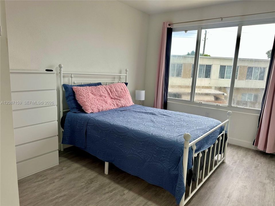 En Renta: $900 (2 camas, 1 baños, 1434 Pies cuadrados)