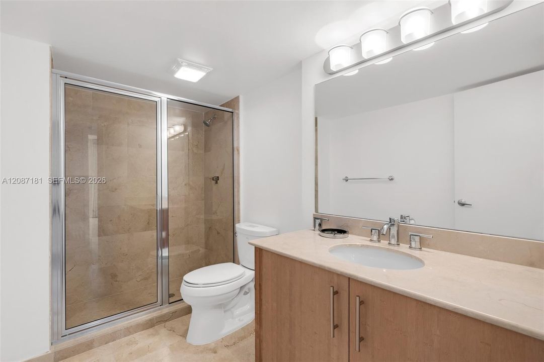En Venta: $1,799,000 (2 camas, 2 baños, 1795 Pies cuadrados)