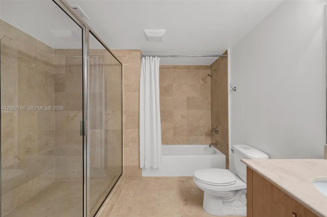 En Venta: $1,799,000 (2 camas, 2 baños, 1795 Pies cuadrados)