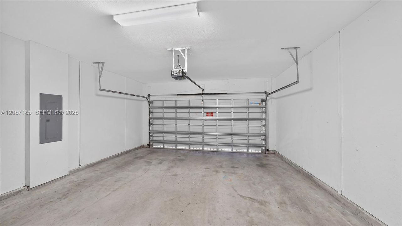 На продажу: $499,900 (4 спален, 2 ванн, 1934 Квадратных фут)