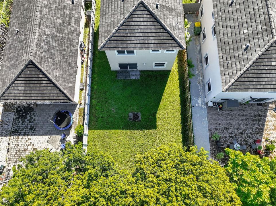 На продажу: $499,900 (4 спален, 2 ванн, 1934 Квадратных фут)