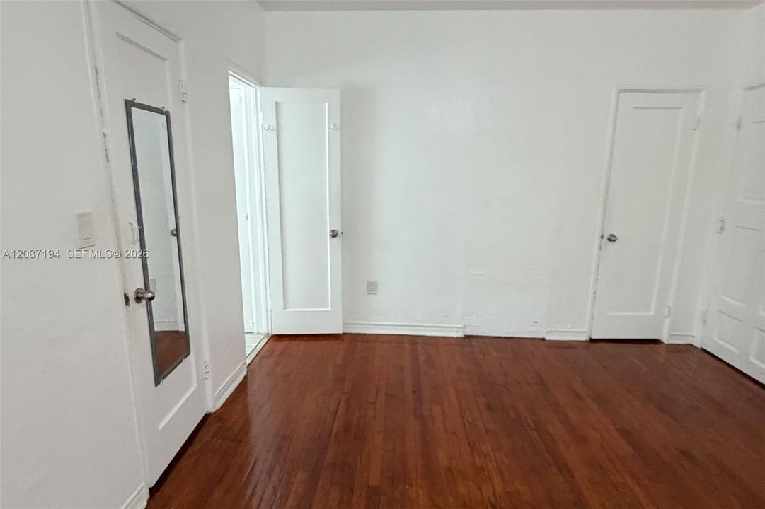 For Rent: $1,495 (0 beds, 1 baths, 3920 Square Feet)