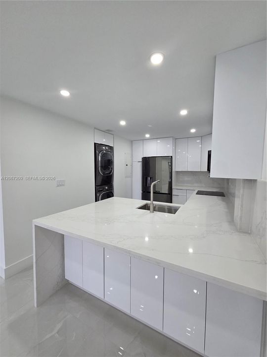 En Renta: $2,600 (2 camas, 2 baños, 948 Pies cuadrados)
