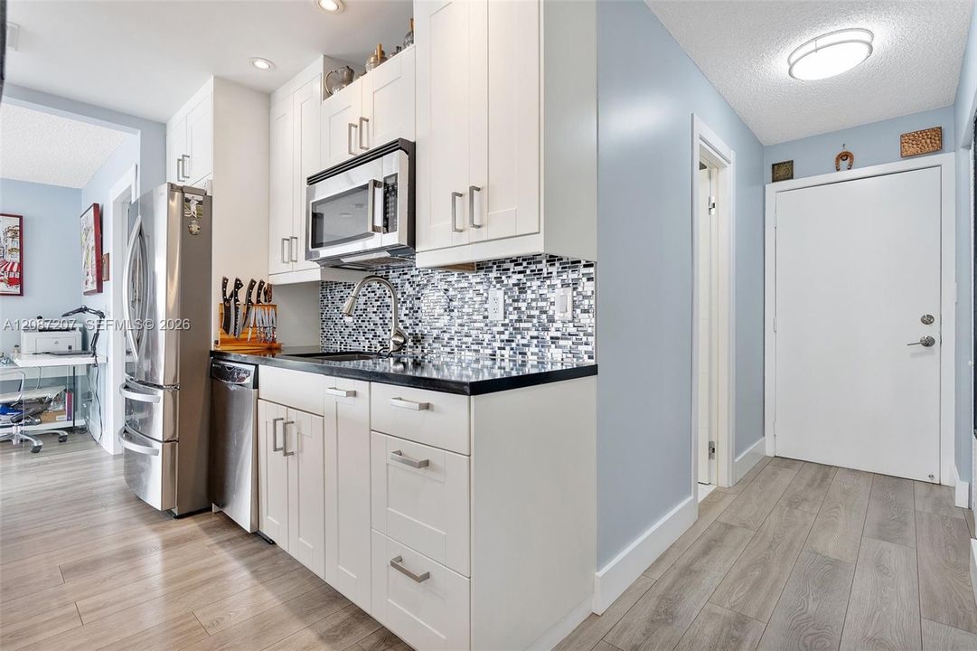En Venta: $394,990 (2 camas, 2 baños, 1080 Pies cuadrados)