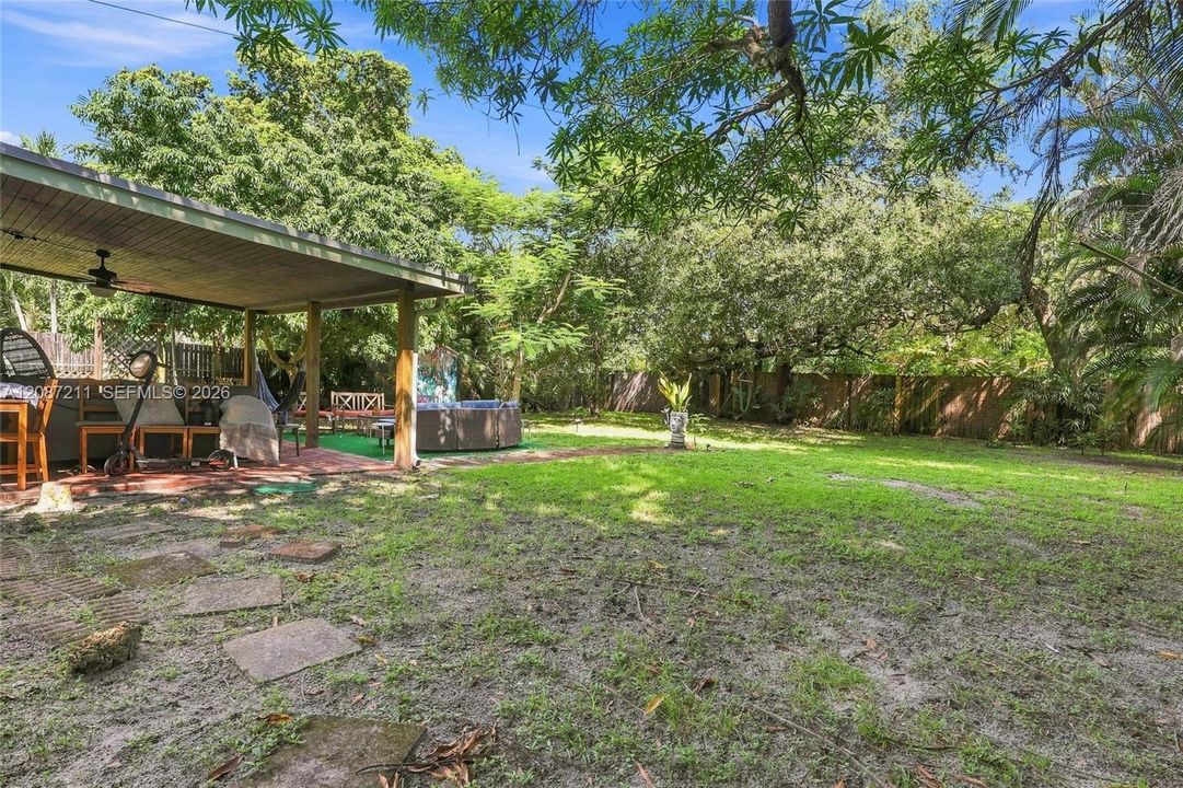 En Renta: $4,550 (4 camas, 2 baños, 1213 Pies cuadrados)