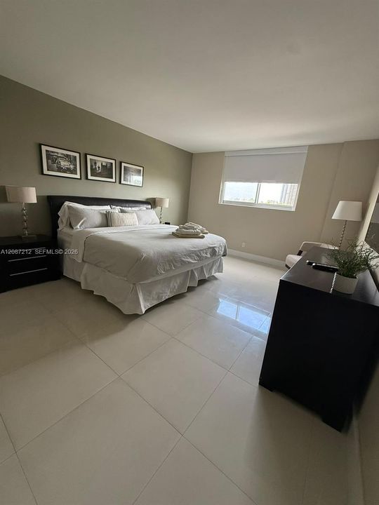 En Venta: $650,000 (2 camas, 2 baños, 1549 Pies cuadrados)