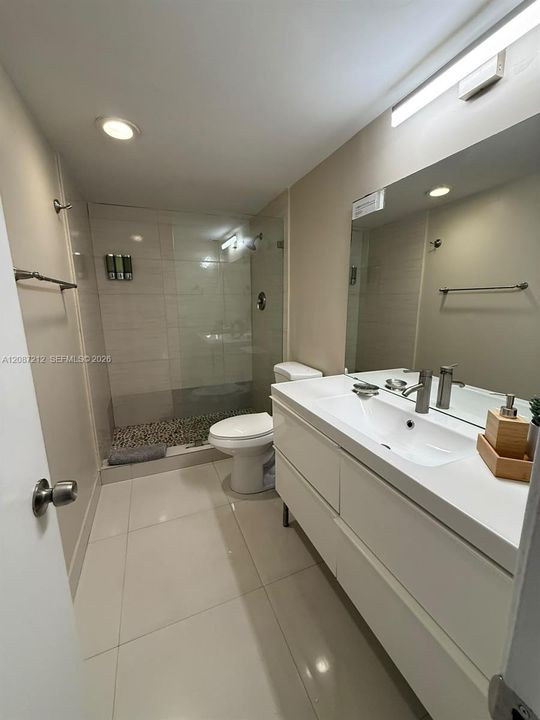 En Venta: $650,000 (2 camas, 2 baños, 1549 Pies cuadrados)