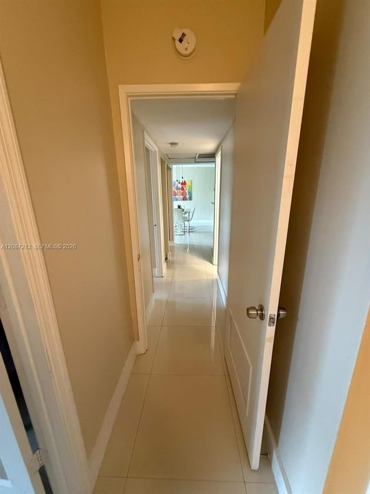 En Venta: $650,000 (2 camas, 2 baños, 1549 Pies cuadrados)