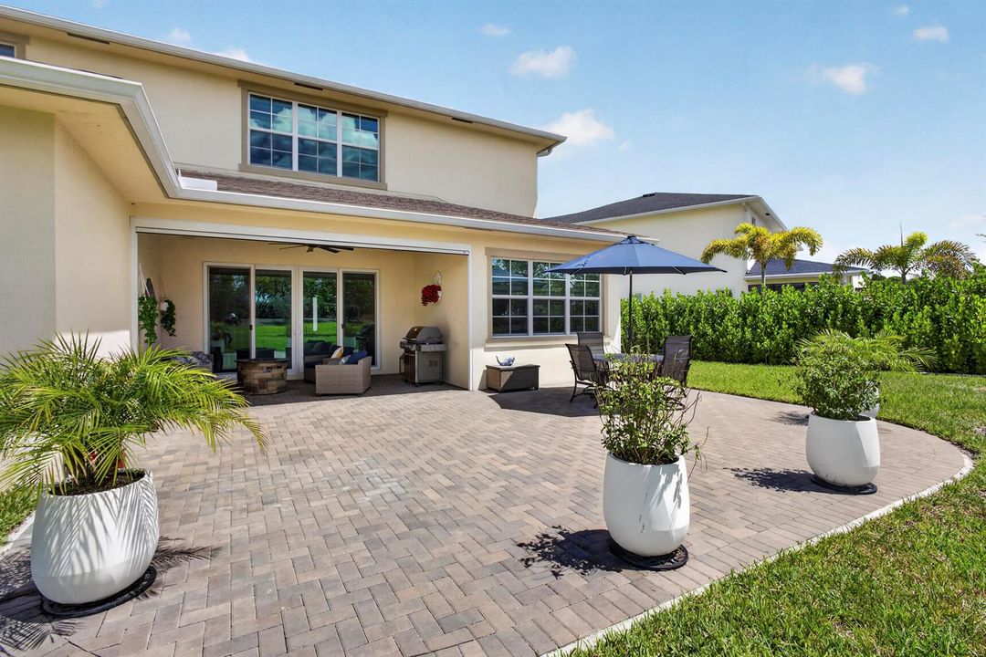 77-print-BS1A6167 Back of Patio 2
