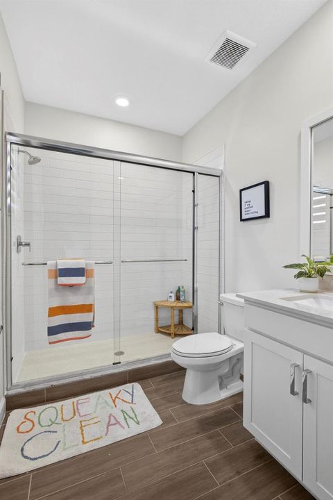 67-print-BS1A6442 Ensuite Bed 3 Photo 2