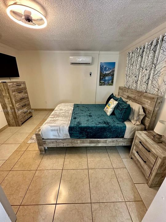 En Renta: $3,400 (3 camas, 2 baños, 1411 Pies cuadrados)