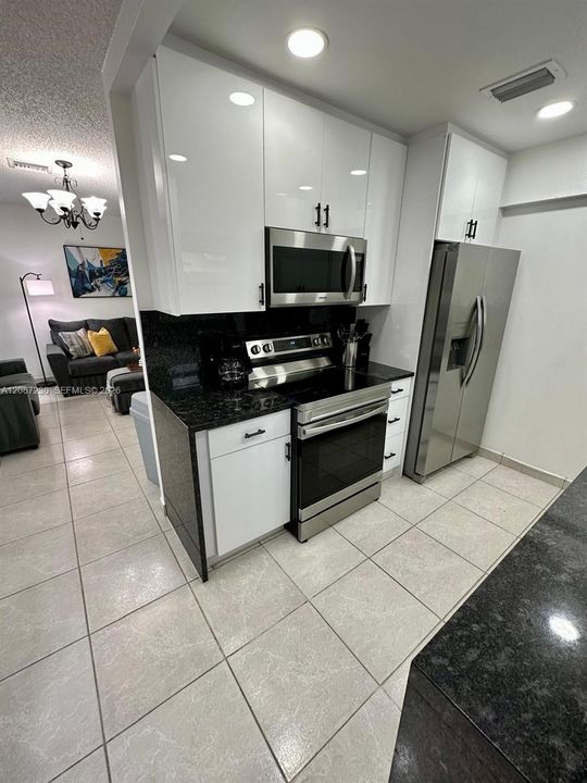 En Renta: $3,400 (3 camas, 2 baños, 1411 Pies cuadrados)