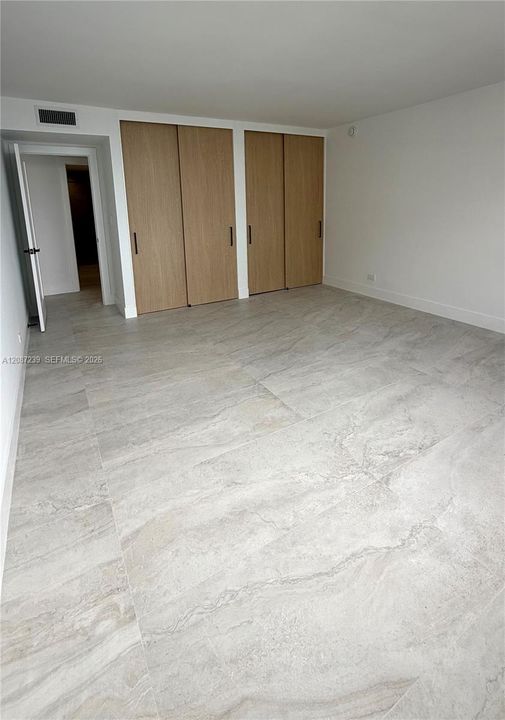 For Rent: $4,500 (2 beds, 3 baths, 1950 Square Feet)