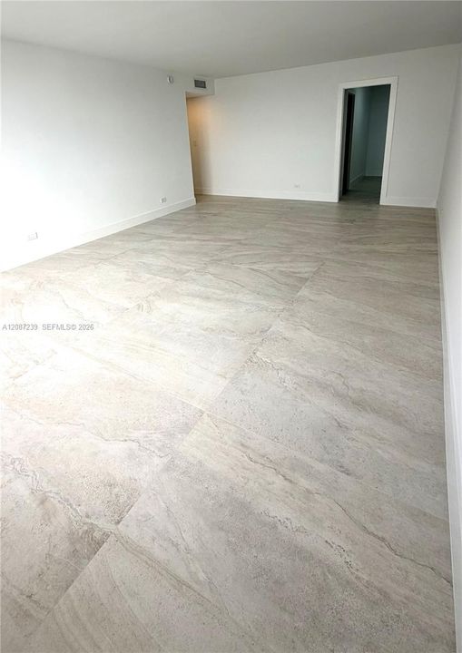 For Rent: $4,500 (2 beds, 3 baths, 1950 Square Feet)