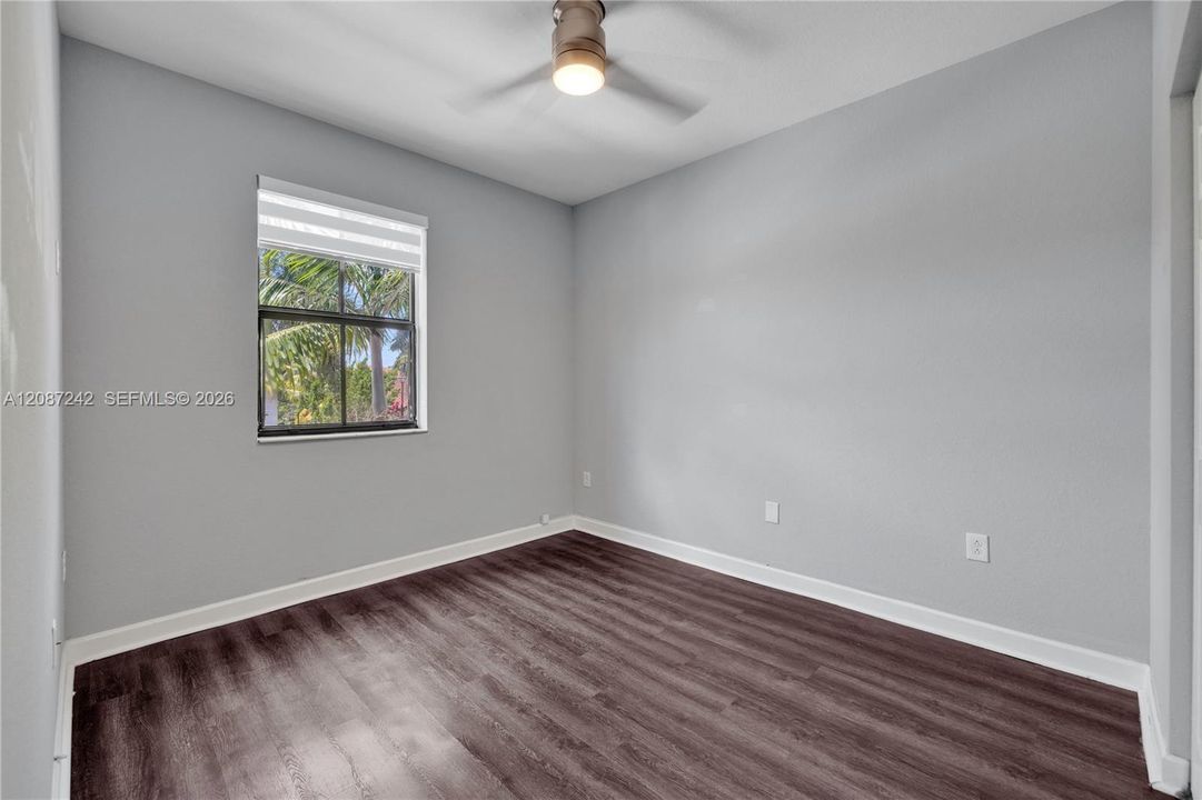 For Sale: $490,000 (3 beds, 2 baths, 1549 Square Feet)