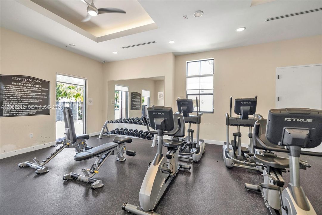 For Sale: $490,000 (3 beds, 2 baths, 1549 Square Feet)