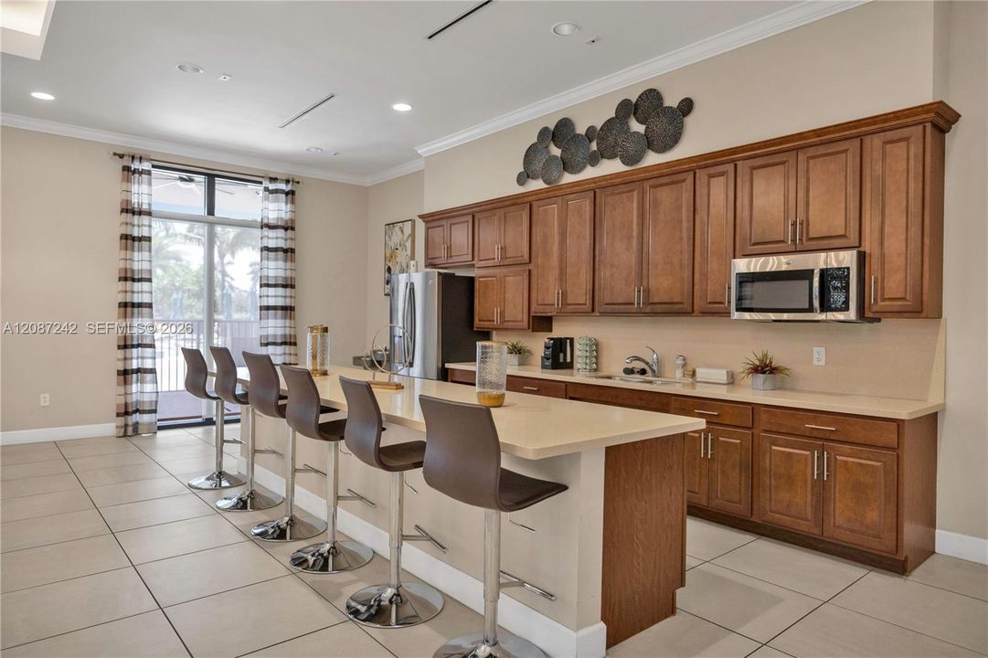 For Sale: $490,000 (3 beds, 2 baths, 1549 Square Feet)