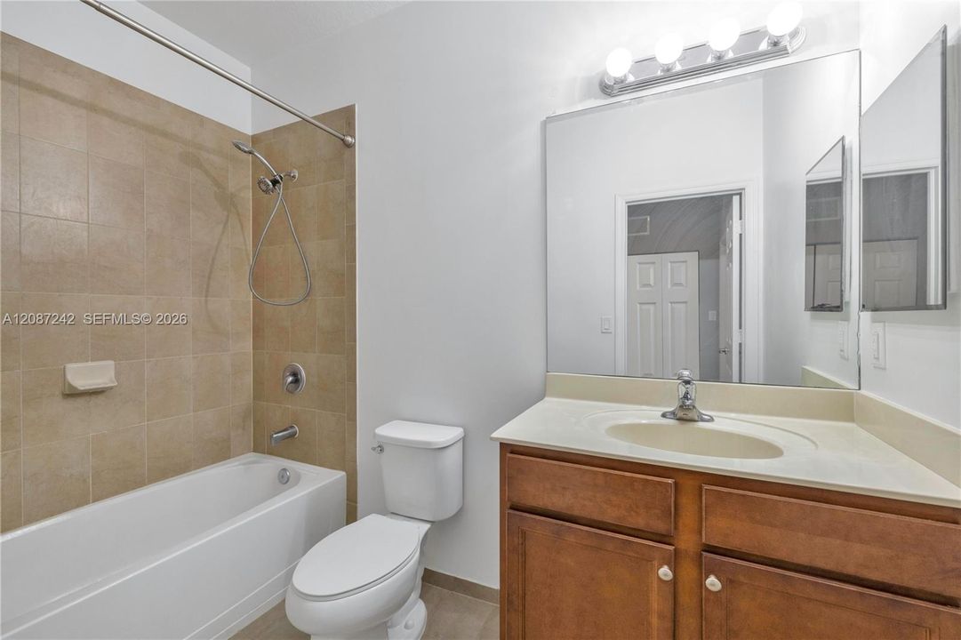 For Sale: $490,000 (3 beds, 2 baths, 1549 Square Feet)