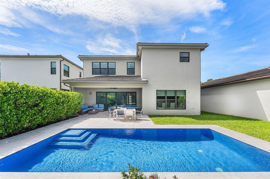 048-17516RainstreamRoad-BocaRaton-FL-334